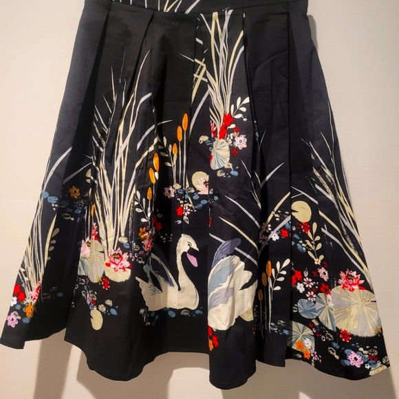 Black floral summer skirt - Picture 3 of 4
